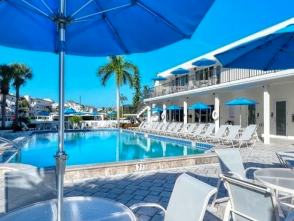 Siesta Key Vacation Condo Two Bedrooms Sleeps Four